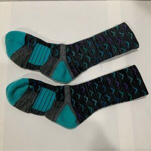 Triangle Pattern Strideline Athletic Basketball Socks